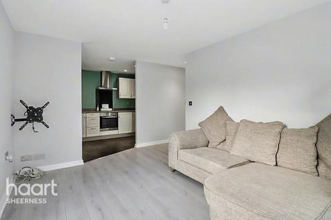 2 bedroom flat for sale, Myrtle Road, Sheerness