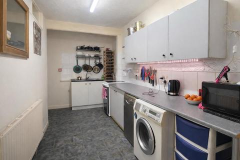 1 bedroom flat to rent, Westgate Bay Avenue, Westgate-On-Sea