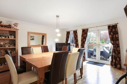 undefined, Quat Goose Lane, Cheltenham GL51