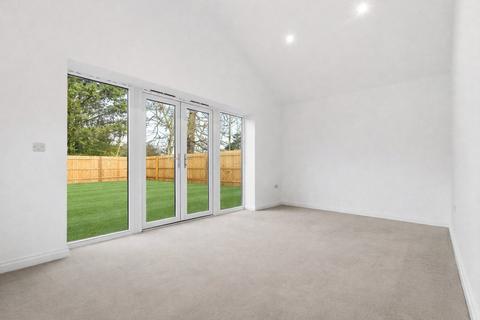 3 bedroom bungalow for sale, Firth Way, Great Moulton, Norwich, Norfolk, NR15