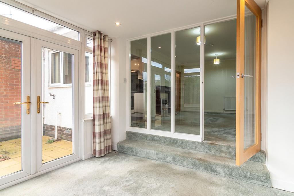 Sunroom to garden