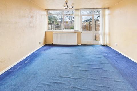 3 bedroom terraced house for sale, Edward Close, Hampton Hill