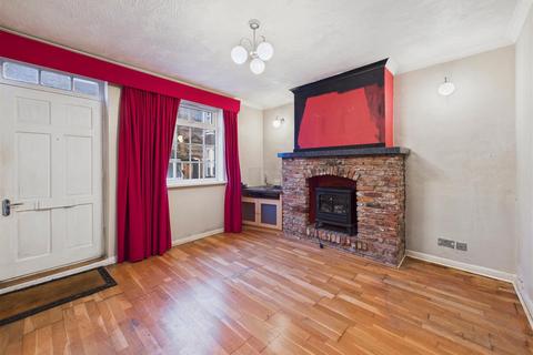 2 bedroom end of terrace house for sale, Station Road, Brough