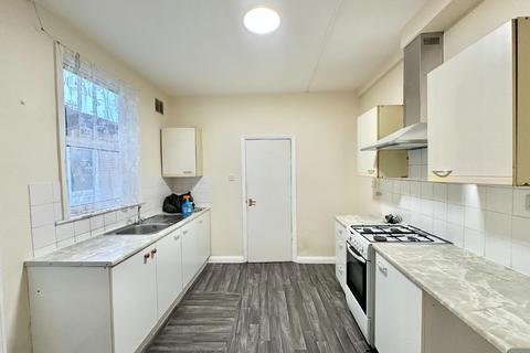 3 bedroom terraced house for sale, Mount Avenue, Southall