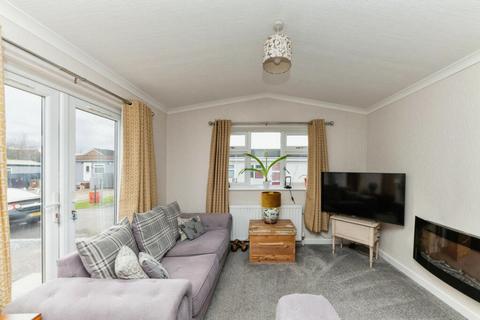 2 bedroom park home for sale, Manifold Road, Scunthorpe, DN16