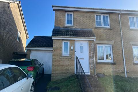 undefined, Clos Tyn Y Coed, Sarn, Bridgend