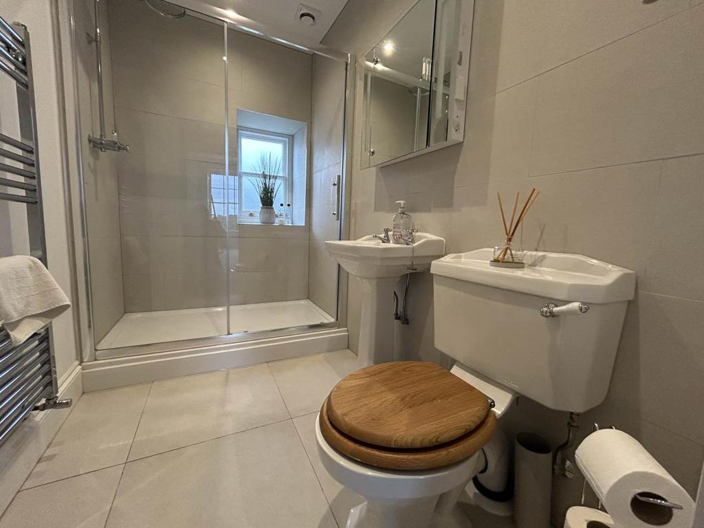 Shower Room 2