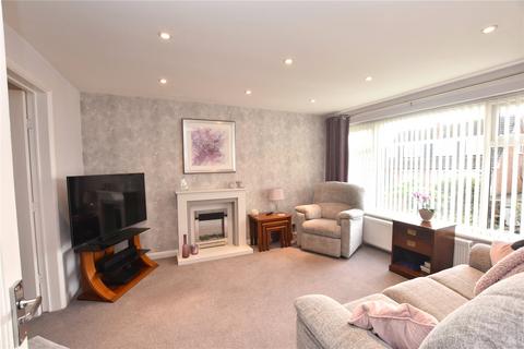 3 bedroom detached house for sale, Conway Close, Heywood, Greater Manchester, OL10