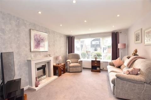 3 bedroom detached house for sale, Conway Close, Heywood, Greater Manchester, OL10