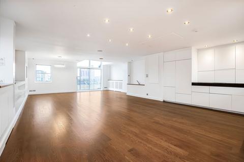 3 bedroom maisonette to rent, Whistlers Avenue, London, SW11