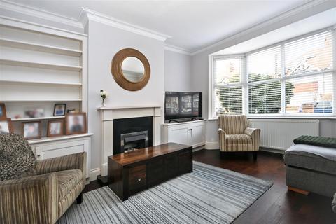 3 bedroom semi-detached house for sale, Moy Avenue, Eastbourne