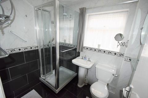 1 bedroom bungalow to rent, Lennox Road, Gravesend DA11