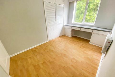 2 bedroom apartment to rent, Essex Close, Coventry CV5