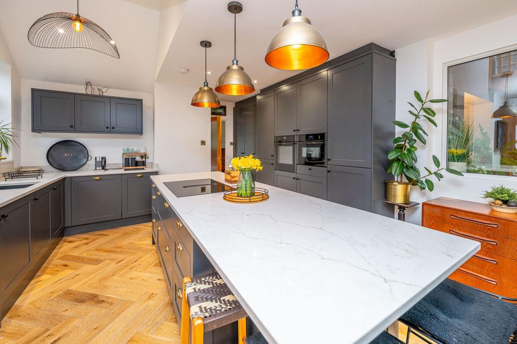 Open plan family area/Kitchen