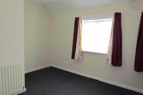 2 bedroom end of terrace house for sale, Pershore Close, Mossley, Bloxwichl