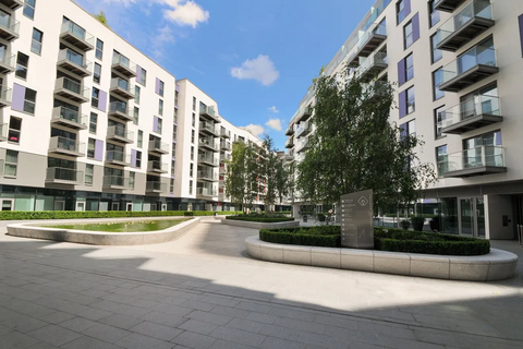 1 bedroom apartment to rent, Saffron Central Square, Croydon, CR0