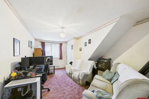 undefined, Wisteria Way, Gloucester GL3
