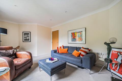2 bedroom flat for sale, Charterhouse Road, Surrey GU7
