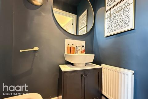 3 bedroom terraced house for sale, ashby wood Drive, Northampton