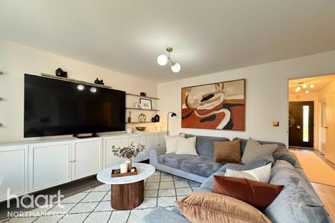 3 bedroom terraced house for sale, ashby wood Drive, Northampton