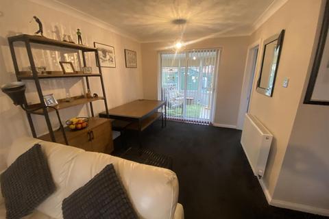 3 bedroom semi-detached house for sale, Meadow Close, Seghill, Cramlington