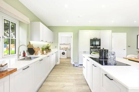 5 bedroom detached house for sale, Millside Grange, Little Green Lane, Croxley Green
