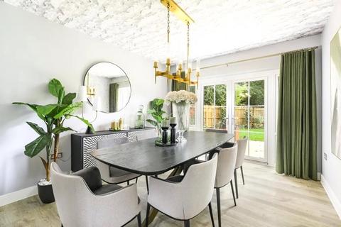 5 bedroom detached house for sale, Millside Grange, Little Green Lane, Croxley Green