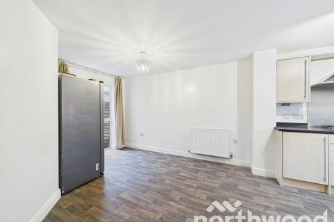 4 bedroom terraced house for sale, Barley Mow View, Repton Park, Ashford, TN23
