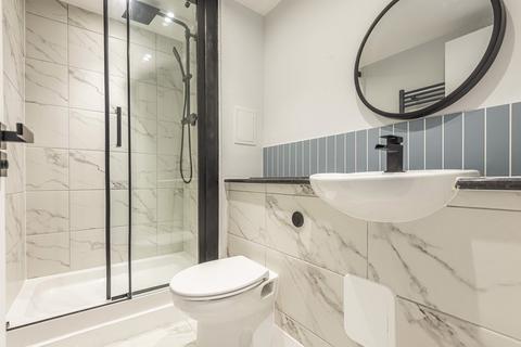 2 bedroom flat for sale, Stane Grove, London, SW9