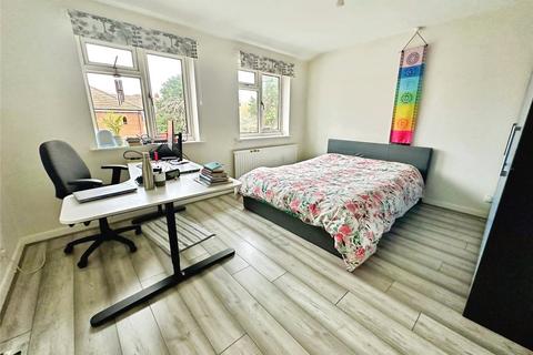 3 bedroom semi-detached house for sale, Chatsworth Avenue, Winnersh, Wokingham