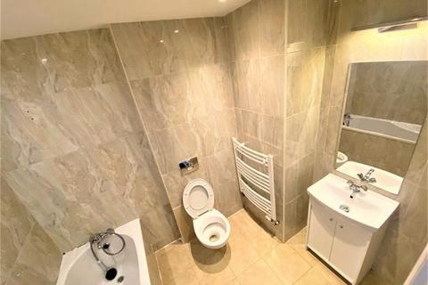 1 bedroom apartment to rent, West Street, Westcliff on sea, Westcliff on sea,