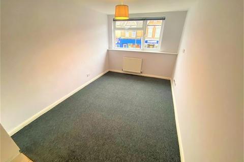1 bedroom apartment to rent, West Street, Westcliff on sea, Westcliff on sea,