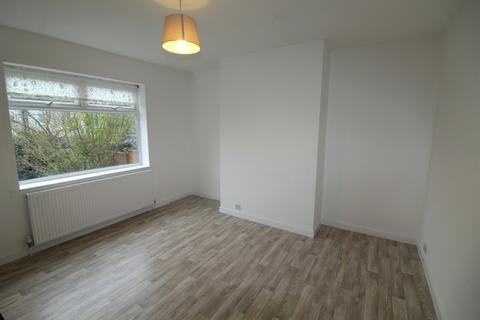 3 bedroom semi-detached house to rent, Piecewood Road, Leeds