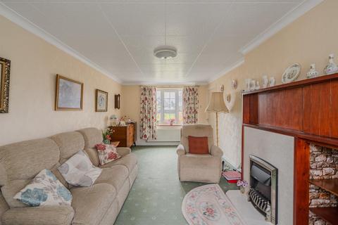 3 bedroom terraced house for sale, Holly Lodge Green, Cwmbran NP44