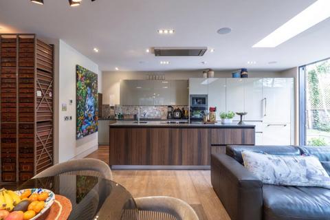 undefined, Fairfax Road, South Hampstead, London, NW6
