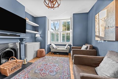 4 bedroom semi-detached house for sale, Leacroft Close, Staines-upon-Thames, TW18