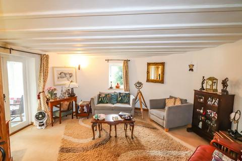 4 bedroom detached house for sale, Merriments Lane, Hurst Green, Etchingham, TN19