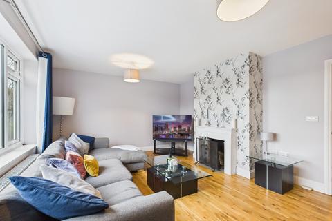 4 bedroom detached house for sale, Bramley Road, Pamber End, RG26