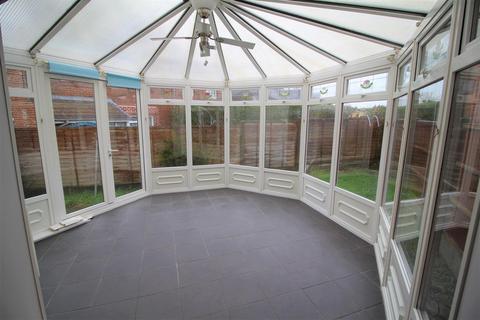 2 bedroom semi-detached house to rent, Swaythling, Southampton