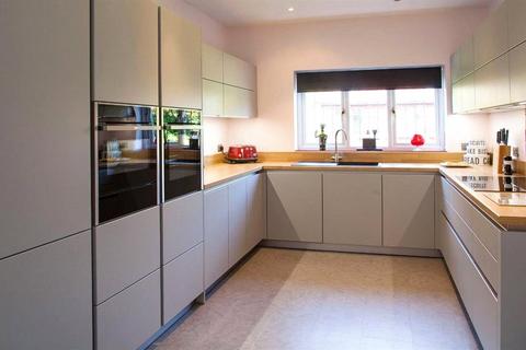 undefined, Helene Close, Brackley NN13