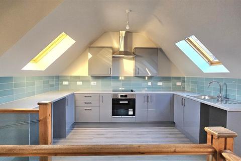 2 bedroom flat to rent, 22 Westcliff Road, Margate
