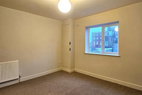 2 bedroom flat to rent, 22 Westcliff Road, Margate