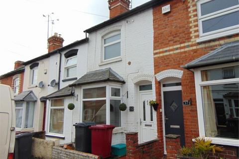 2 bedroom terraced house to rent, Clarendon Road, Berkshire RG6