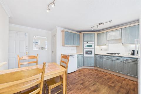 undefined, Adwalton Close, Newark