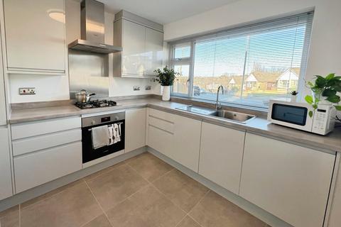 2 bedroom bungalow for sale, Cawley Lane, Heckmondwike WF16
