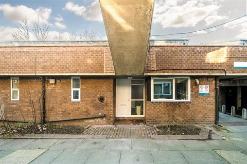 Pomeroy Street, London SE14