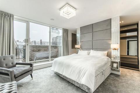 Queens Gate, South Kensington, London, SW7