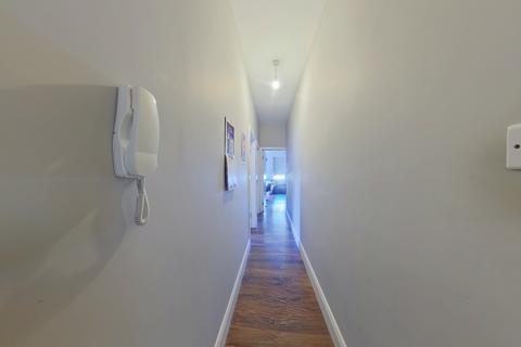 3 bedroom flat for sale, Archway House, 4 Orphanage Road, Watford WD17