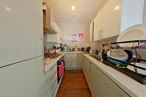 3 bedroom flat for sale, Archway House, 4 Orphanage Road, Watford WD17