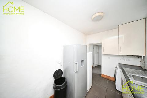4 bedroom terraced house to rent, Grasmere Street, Leicester, Leicestershire